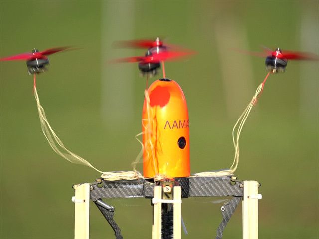 drone interceptor unfolding the net