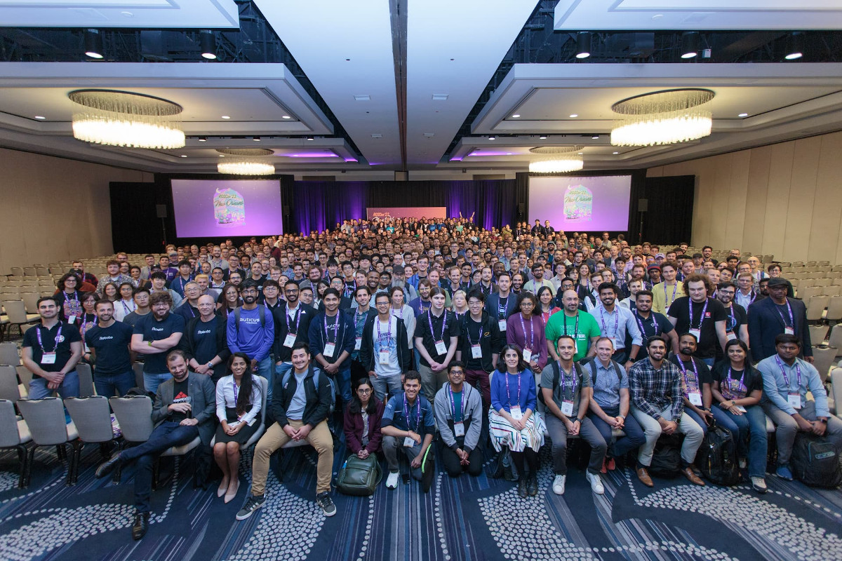 The crowd of ROSCon 2023