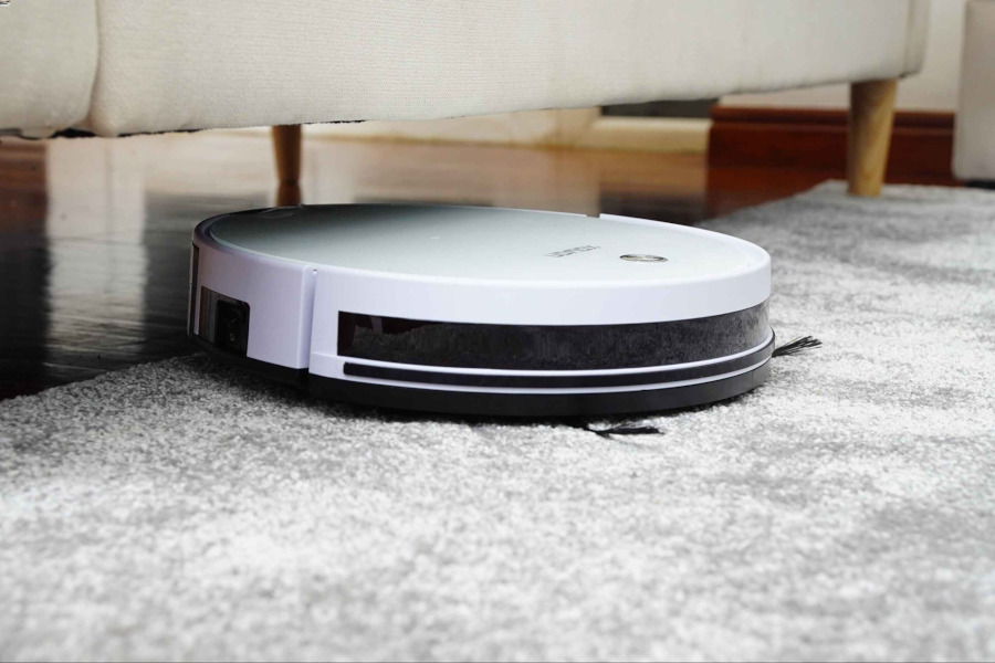 An image of a vacuum robot