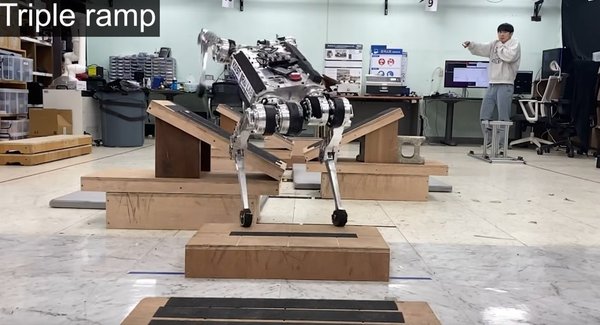 High-speed control and navigation for quadrupedal robots on complex and discrete terrain