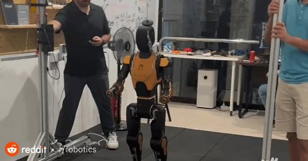 Building Asimov, an open-source humanoid robot (Day 179) - It's walking better cover