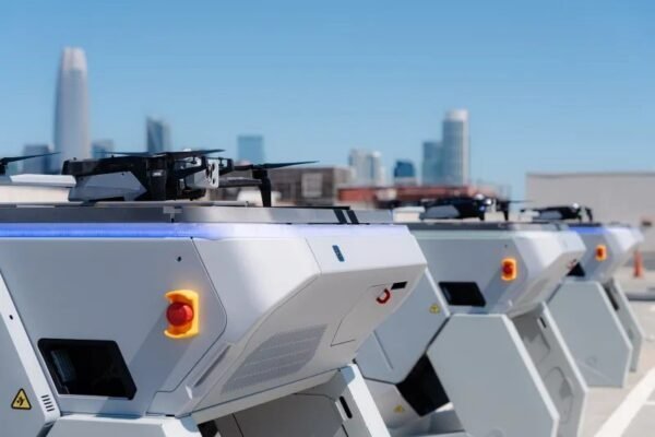 Skydio Raises $110M Series F Expands U.S. Manufacturing - DRONELIFE cover
